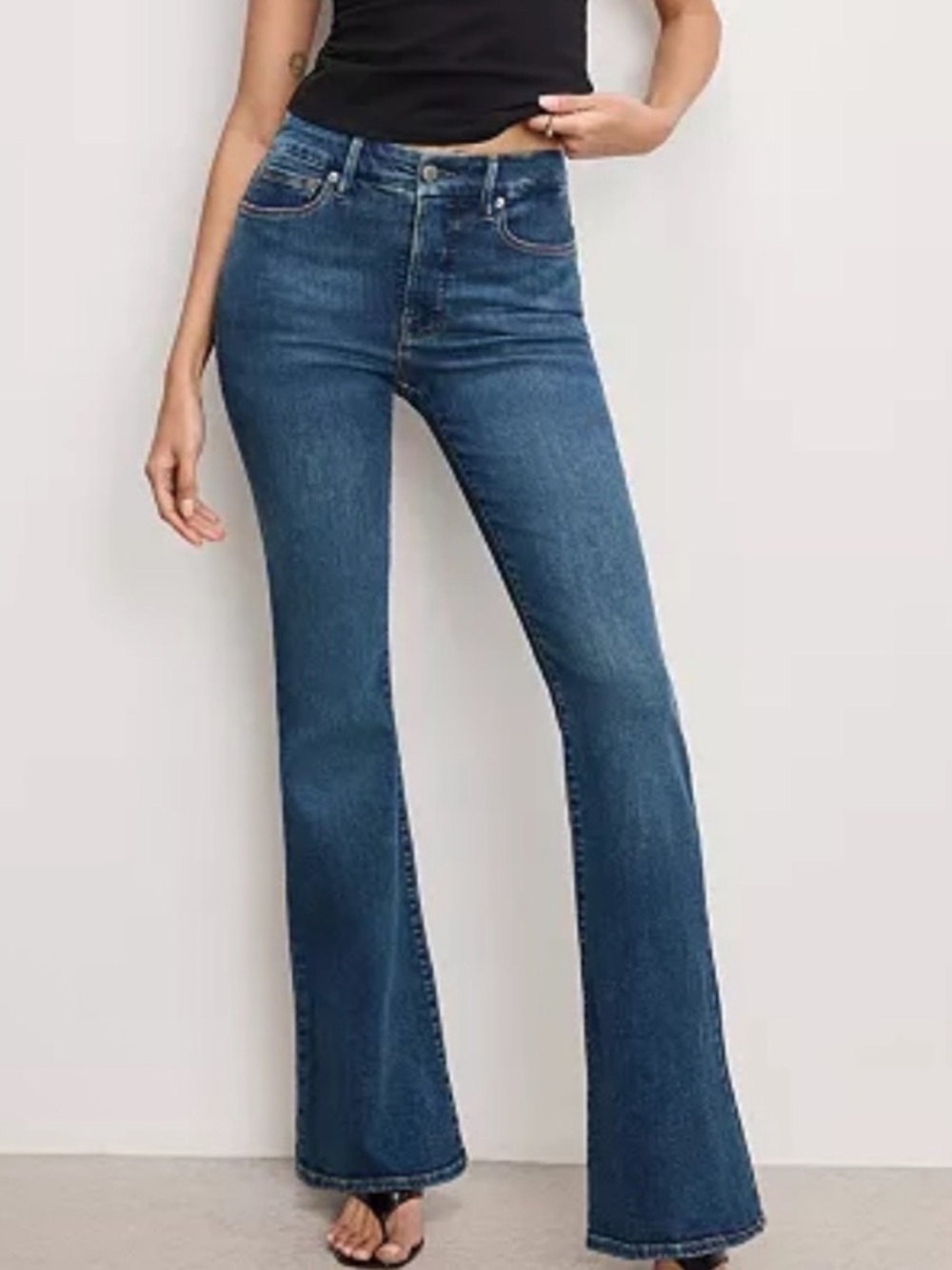 Nwt! Good American Good Legs Flare Jeans Medium Wash High Rise Stretch 25392 — image 2 of 8